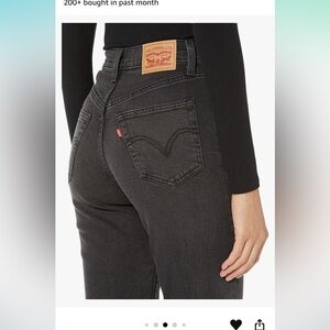 Levi’s Women’s Ribcage Straight Ankle Jeans